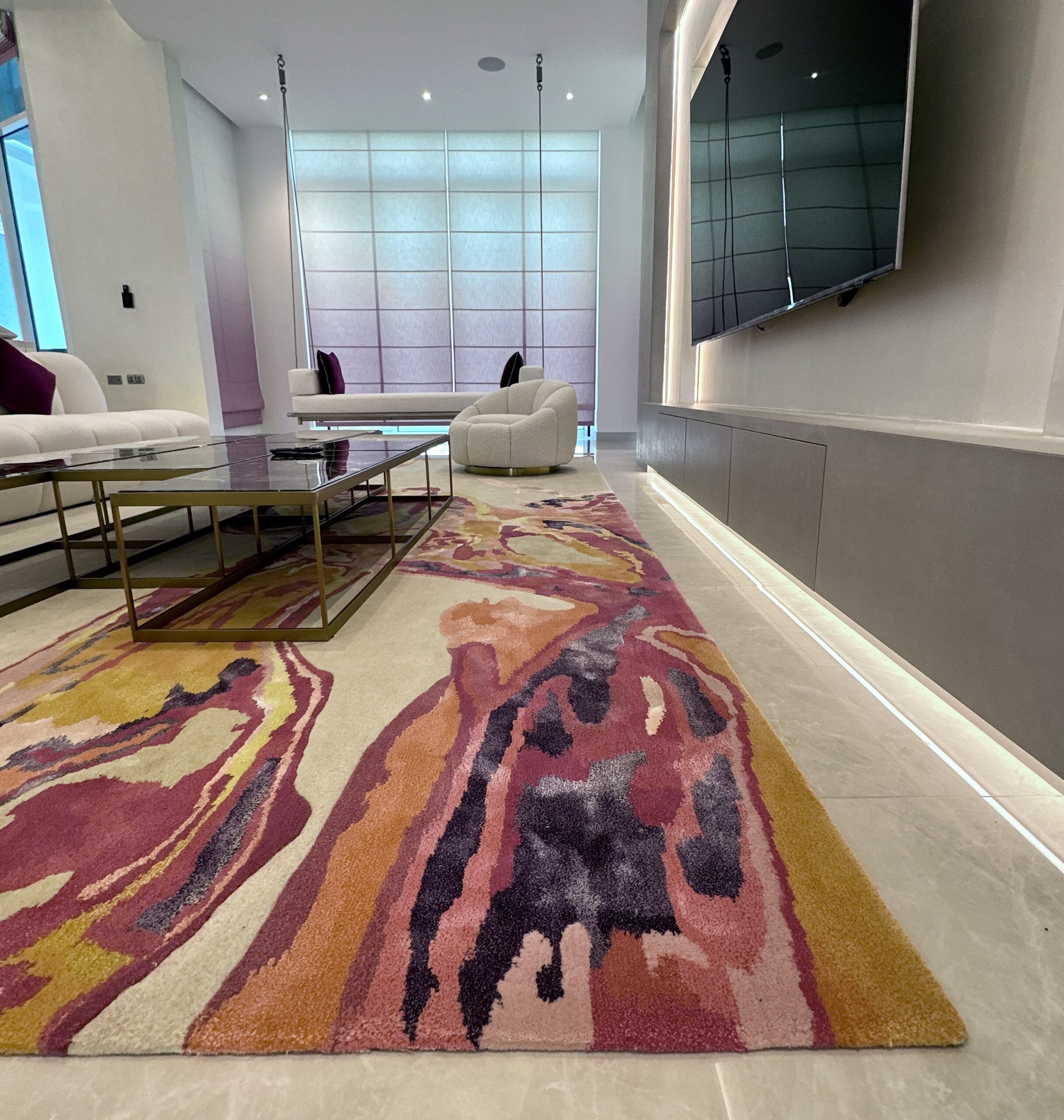 Luxury tufted rug for refined interiors